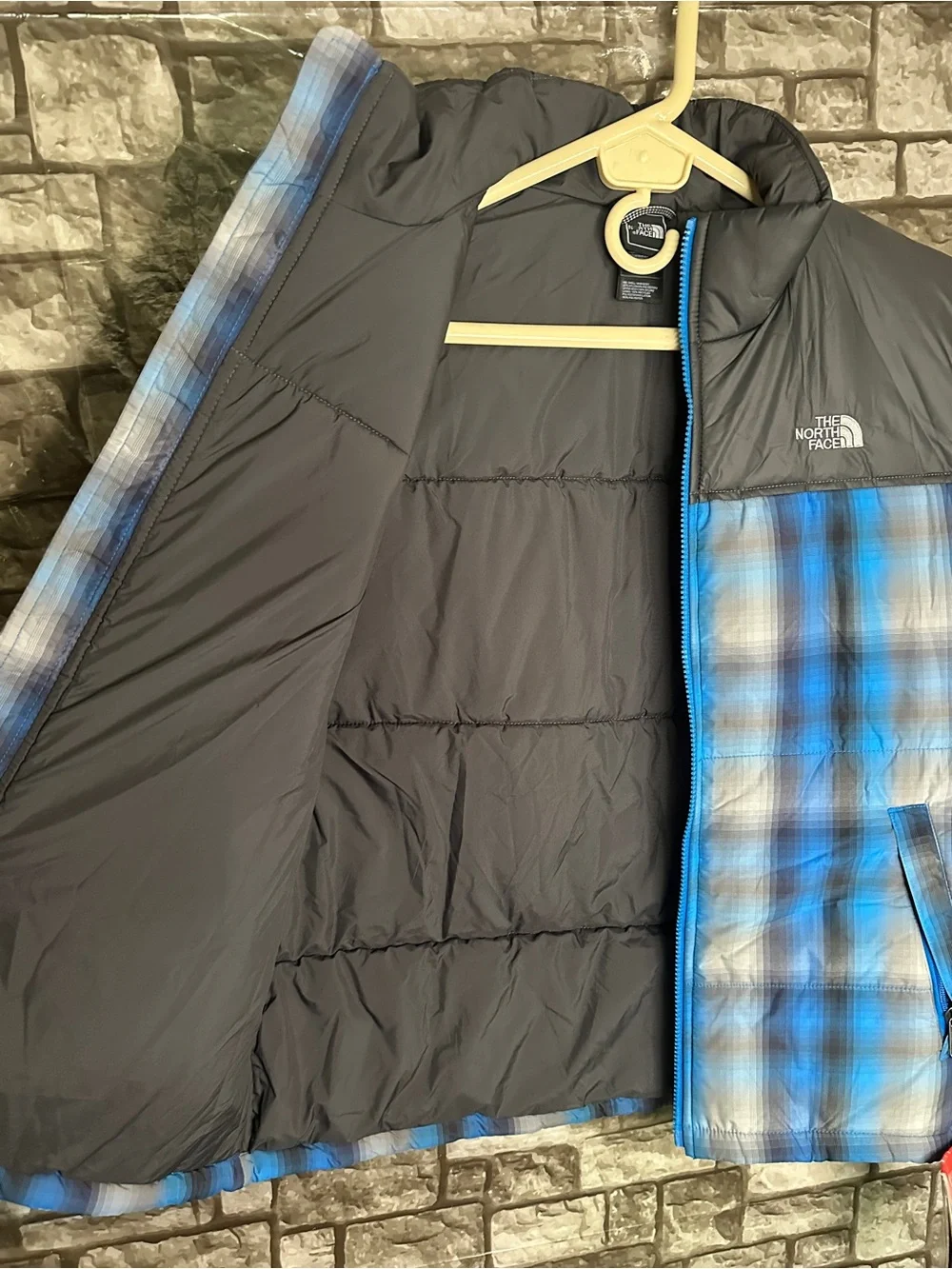 NWT The North Face Kids Black & Blue Plaid Insulated Vest Youth XL